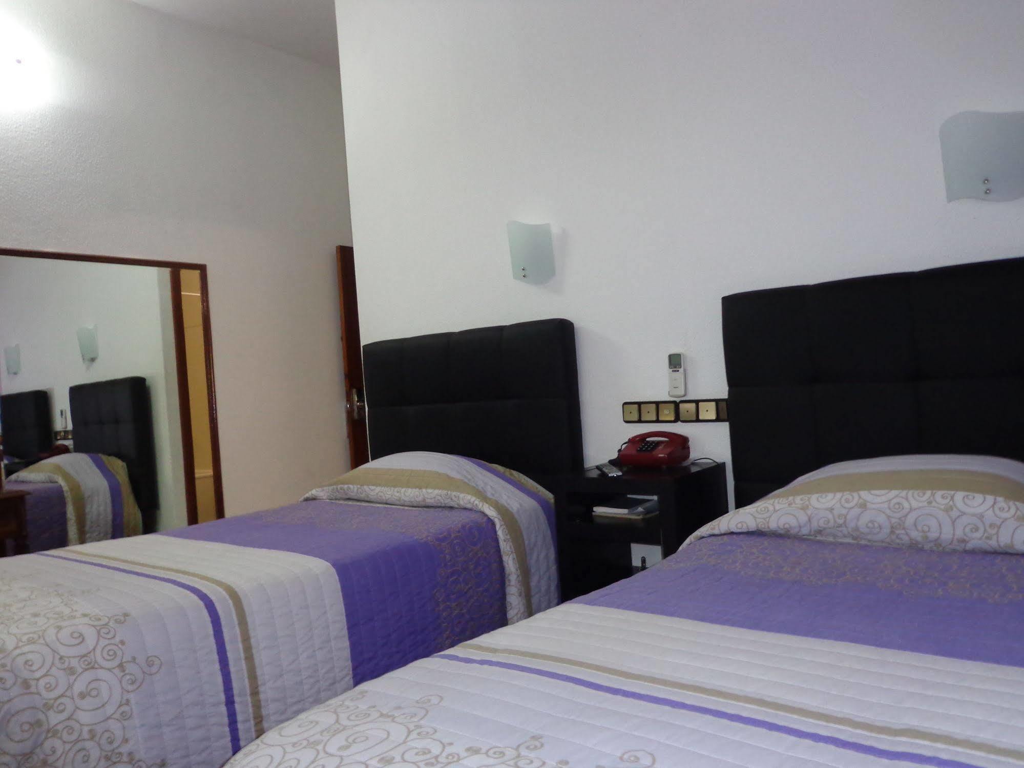 Hotel 4 Estacoes Chaves Extérieur photo
