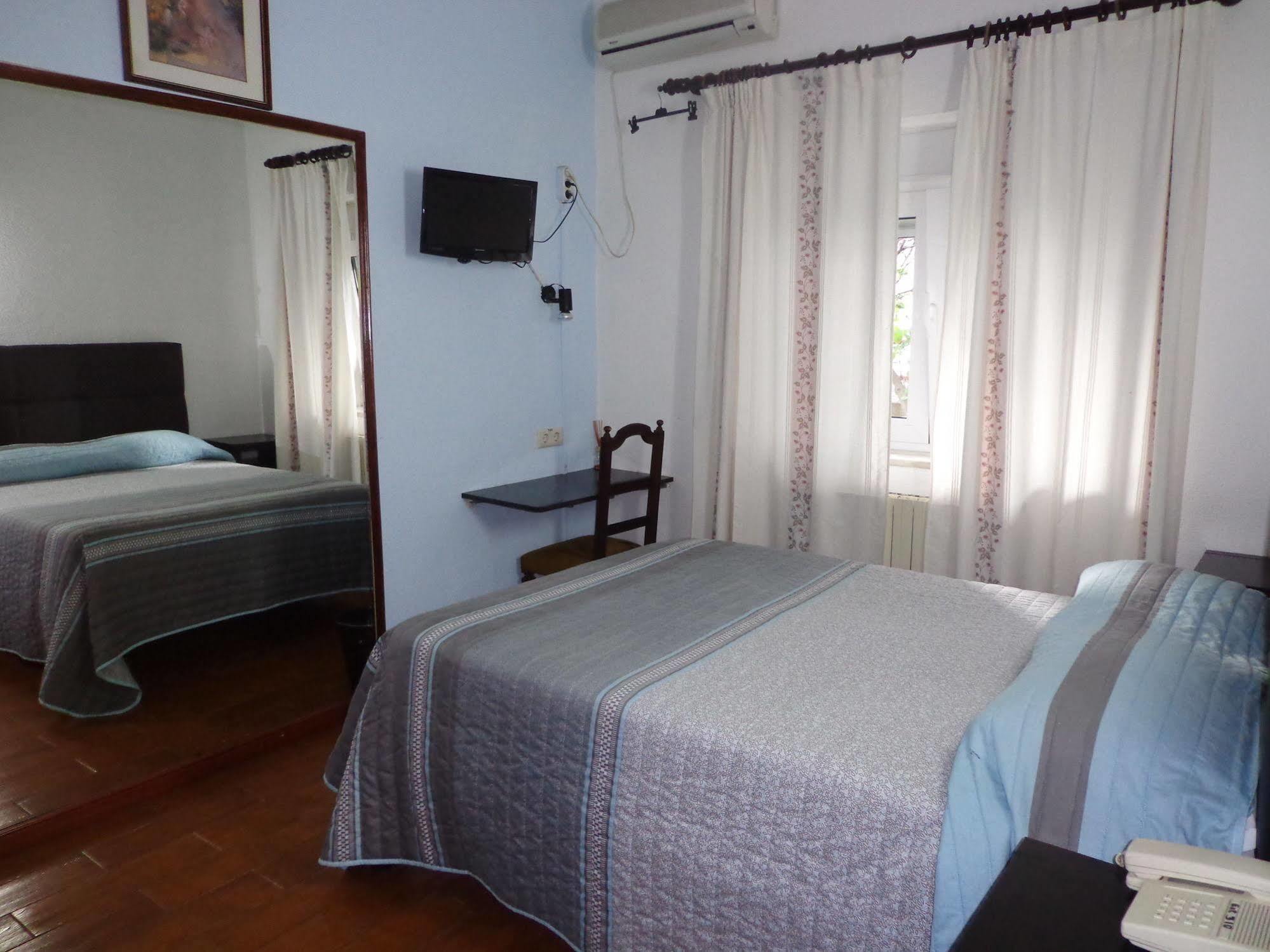 Hotel 4 Estacoes Chaves Extérieur photo